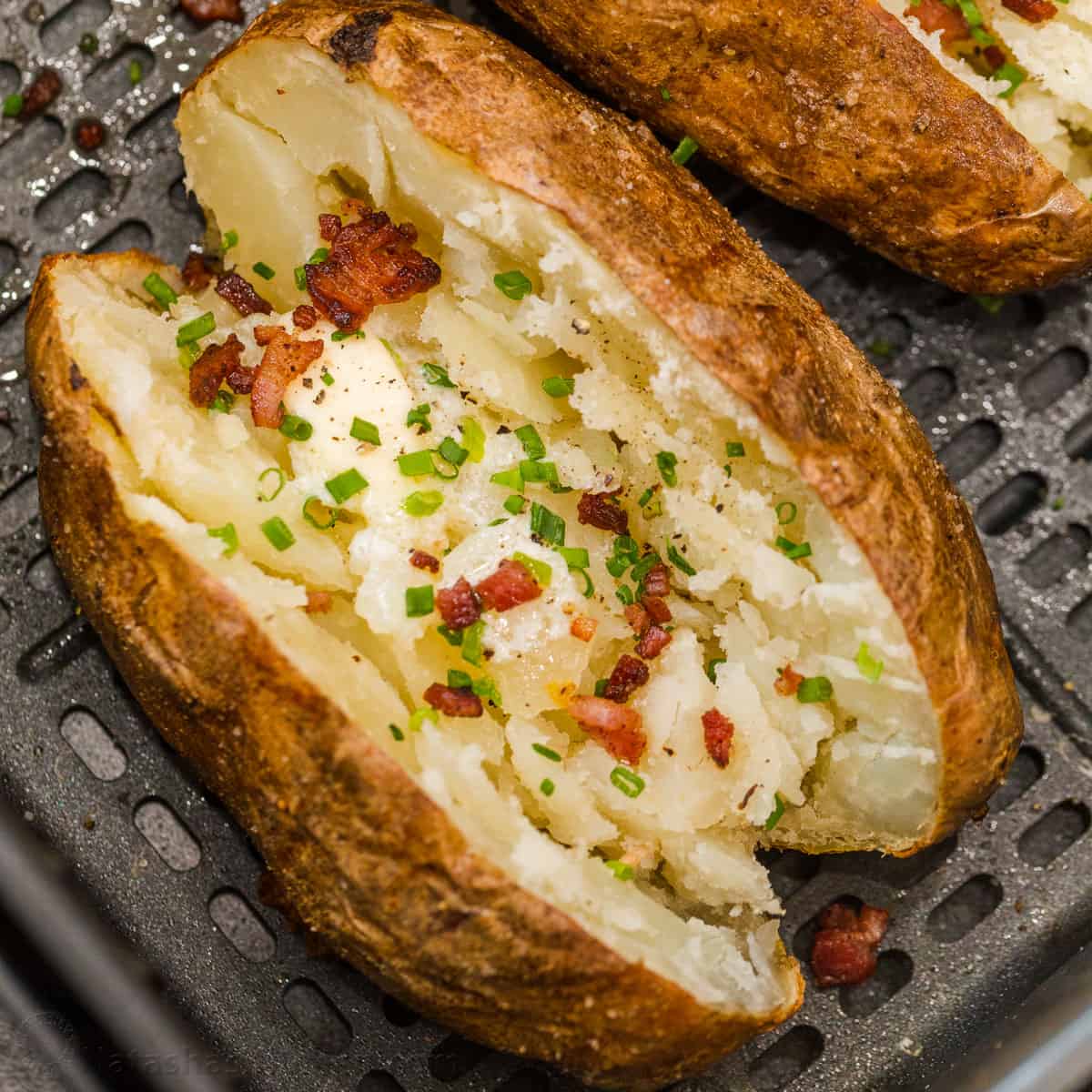 Easy Air Fryer Baked Potatoes