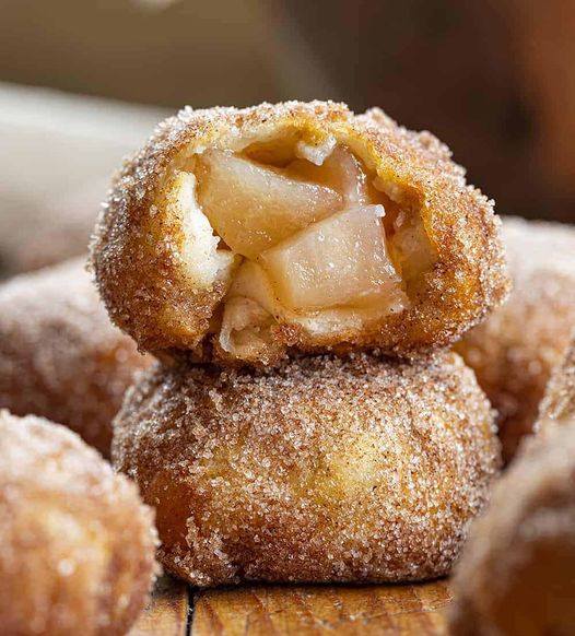 Air fryer apple pie balls